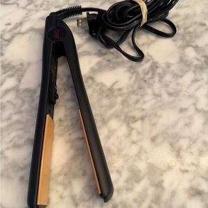 CHI Global Beauty Network CF1001 Black 1-in Ceramic Flat Iron Hair Straightener